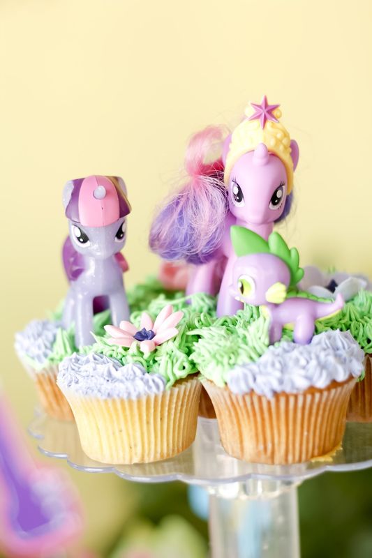 Custom themed cupcakes